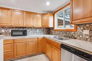 906 SW Alder St, Dundee, OR 97115 - Photo 11