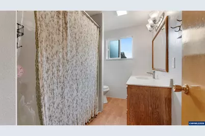 880 Hillview Dr, Lebanon, OR 97355 - Photo 23