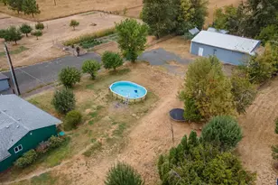 880 Hillview Dr, Lebanon, OR 97355 - Photo 37