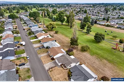 1090 Randolph Rd, Woodburn, OR 97071 - Photo 43