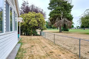 1090 Randolph Rd, Woodburn, OR 97071 - Photo 37