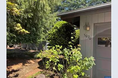 5070 10th Pl S, Salem, OR 97306 - Photo 3