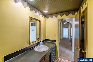 5070 10th Pl S, Salem, OR 97306 - Photo 35