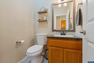 207 Sweden Cir, Silverton, OR 97381 - Photo 19