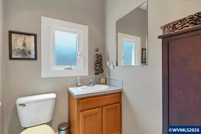 1005 S Water St, Silverton, OR 97381 - Photo 35