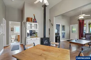 1005 S Water St, Silverton, OR 97381 - Photo 17