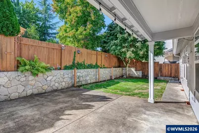 1412 Crestview Dr, Silverton, OR 97381 - Photo 33