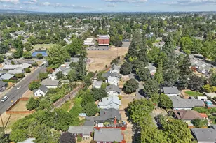 1919 5th St NE, Salem, OR 97301 - Photo 43