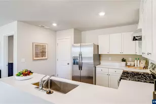 675 Minnesota St, Lebanon, OR 97355 - Photo 11