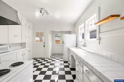 942 Summer St NE, Salem, OR 97301 - Photo 15