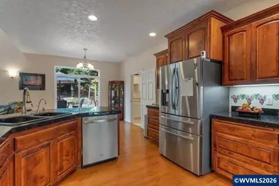 531 Inverness Dr SE, Salem, OR 97306 - Photo 33