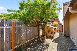 4097 N Clarey St, Eugene, OR 97402 - Photo 27