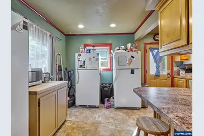 1145 Columbia St NE, Salem, OR 97301 - Photo 13