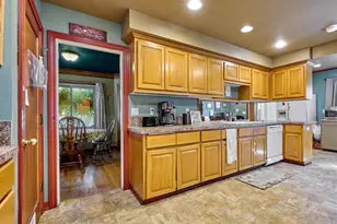 1145 Columbia St NE, Salem, OR 97301 - Photo 11