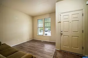 1725 Neota St NE, Salem, OR 97301 - Photo 7