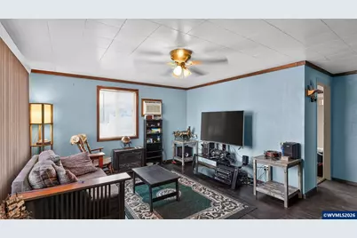 500 7th St, Sweet Home, OR 97386 - Photo 5