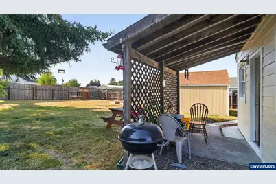 500 7th St, Sweet Home, OR 97386 - Photo 21