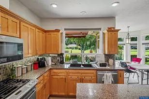 660 Snead Dr NE, Keizer, OR 97303 - Photo 19