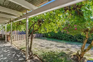 2626 NW Linnan Cir, Corvallis, OR 97330 - Photo 41
