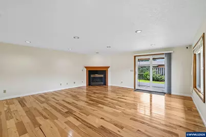 3495 Oak St, Hubbard, OR 97032 - Photo 13