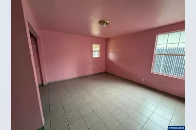 443 Tangent St, Lebanon, OR 97355 - Photo 5