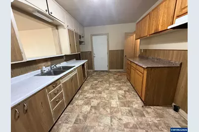 443 Tangent St, Lebanon, OR 97355 - Photo 3