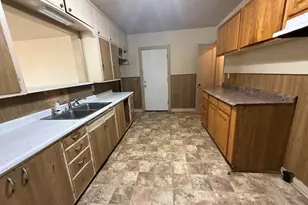 443 Tangent St, Lebanon, OR 97355 - Photo 3