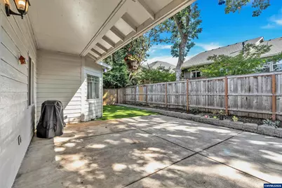 1689 Cinnamon Hill Dr, Salem, OR 97306 - Photo 33