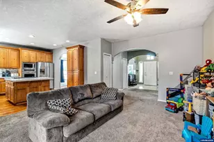 1689 Cinnamon Hill Dr, Salem, OR 97306 - Photo 17