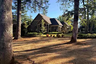 2070 SW Whiteside Dr, Corvallis, OR 97333 - Photo 3