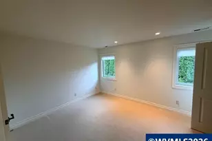 2070 SW Whiteside Dr, Corvallis, OR 97333 - Photo 31