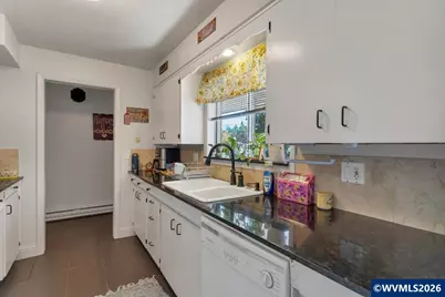 436 High St St N, Monmouth, OR 97361 - Photo 13