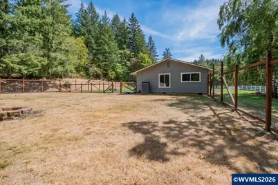 27927 Pine View Rd, Brownsville, OR 97327 - Photo 33