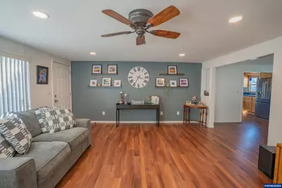 599 E St, Lebanon, OR 97355 - Photo 13