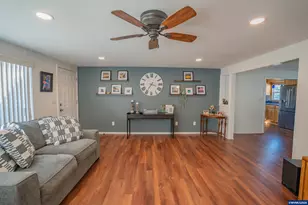 599 E St, Lebanon, OR 97355 - Photo 13