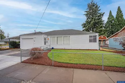 599 E St, Lebanon, OR 97355 - Photo 1