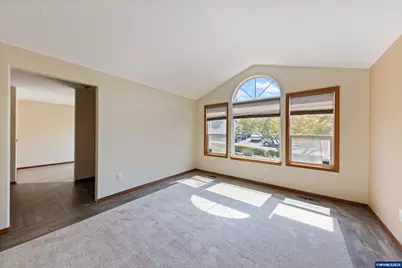 875 Jev Ct NW, Salem, OR 97304 - Photo 5