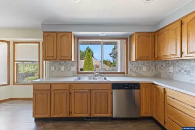 875 Jev Ct NW, Salem, OR 97304 - Photo 9