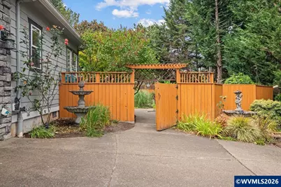 2121 Davis Rd S, Salem, OR 97306 - Photo 41