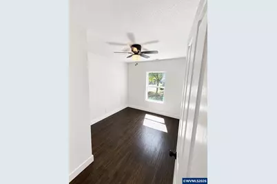 421 Stark St, Woodburn, OR 97071 - Photo 15