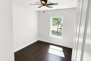 421 Stark St, Woodburn, OR 97071 - Photo 15