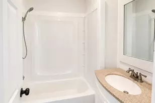 421 Stark St, Woodburn, OR 97071 - Photo 17