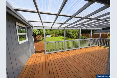 421 Stark St, Woodburn, OR 97071 - Photo 7