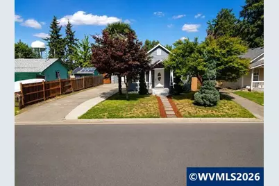 421 Stark St, Woodburn, OR 97071 - Photo 1