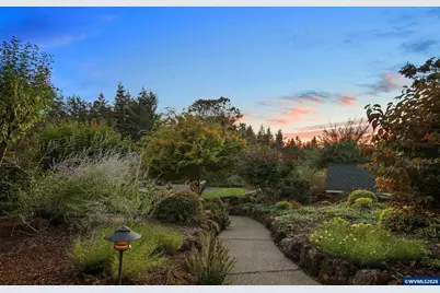 6571 Witzel Rd SE, Salem, OR 97317 - Photo 15