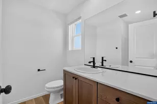 521 Upland Av, Woodburn, OR 97071 - Photo 23