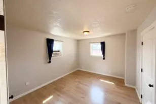 680 S 5th St, Harrisburg, OR 97446 - Photo 11