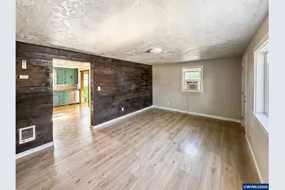 680 S 5th St, Harrisburg, OR 97446 - Photo 3