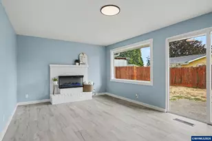 4742 Oak Park Dr NE, Salem, OR 97305 - Photo 11