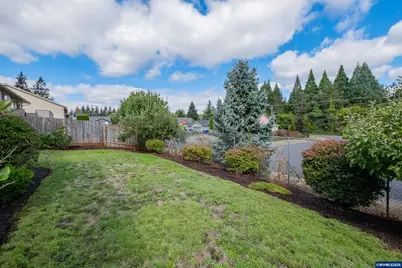 127 Miranda Av SE, Salem, OR 97306 - Photo 37